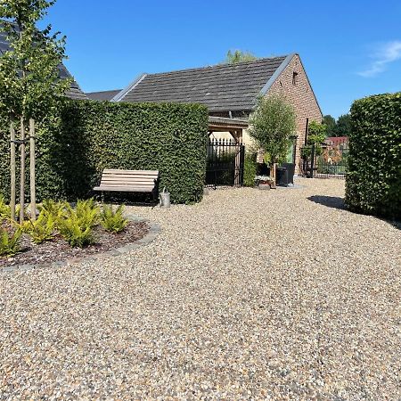 Het Koerhuis Kinrooi Bagian luar foto