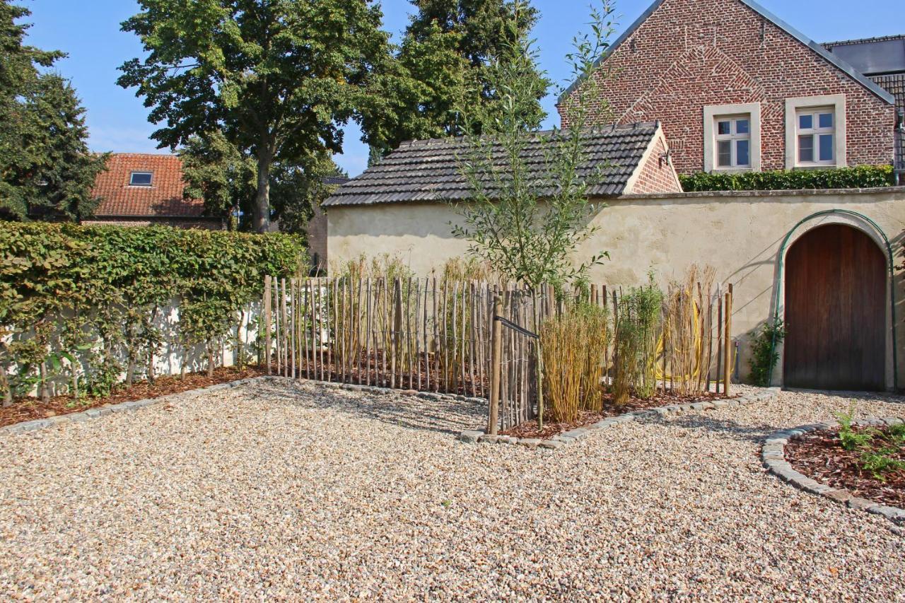 Het Koerhuis Kinrooi Bagian luar foto